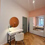 Modern Delux Apartment! - Air Conditioning