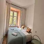 Modern Delux Apartment! - Air Conditioning *
