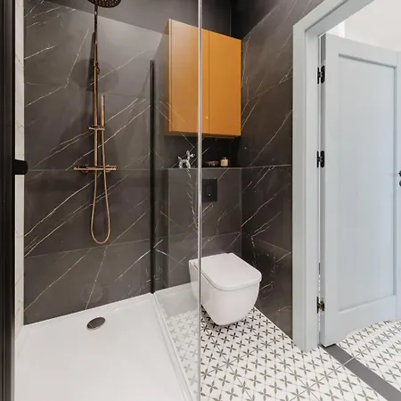 Appartement Modern Delux Apartment! - Air Conditioning *