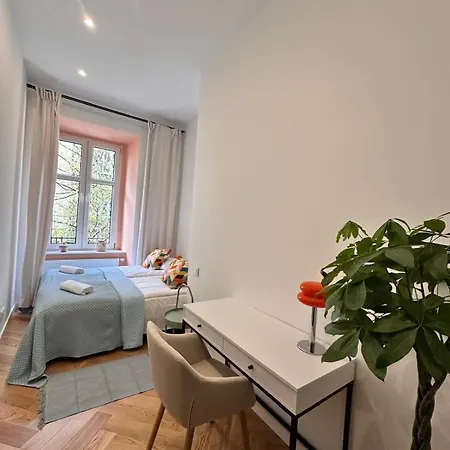 Modern Delux Apartment! - Air Conditioning