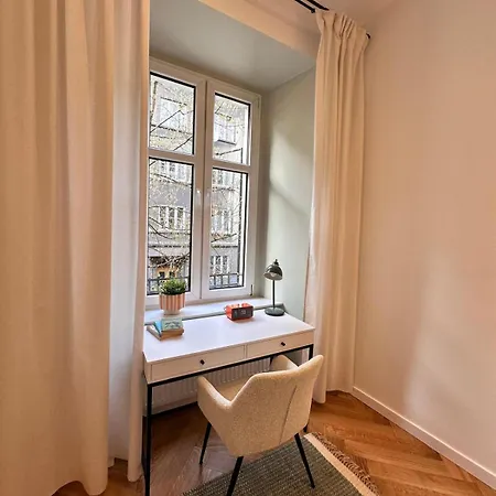 アパート Modern Delux Apartment! - Air Conditioning クラクフ